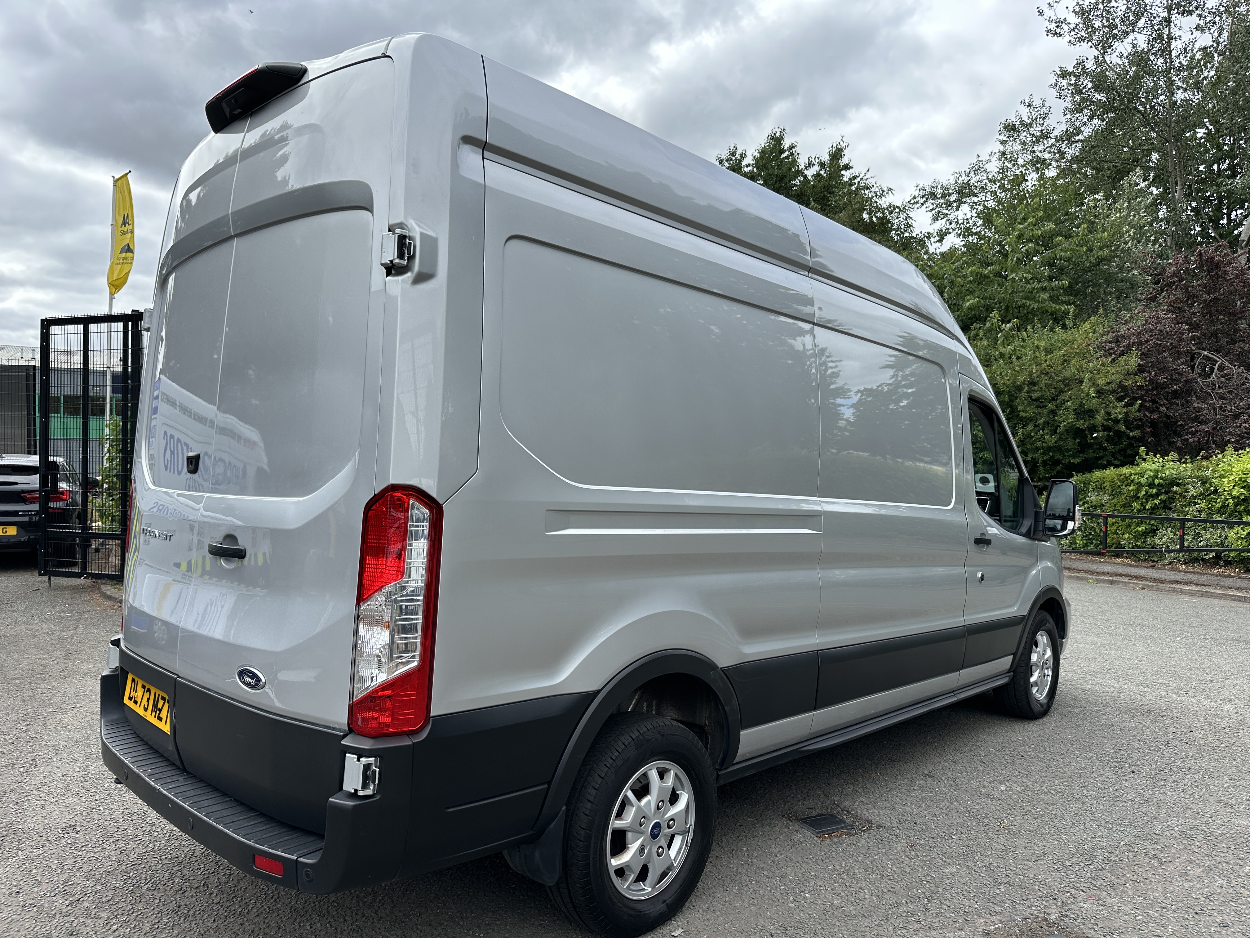 2024 Ford Transit 350 Limited EcoBlue thumbnail 6