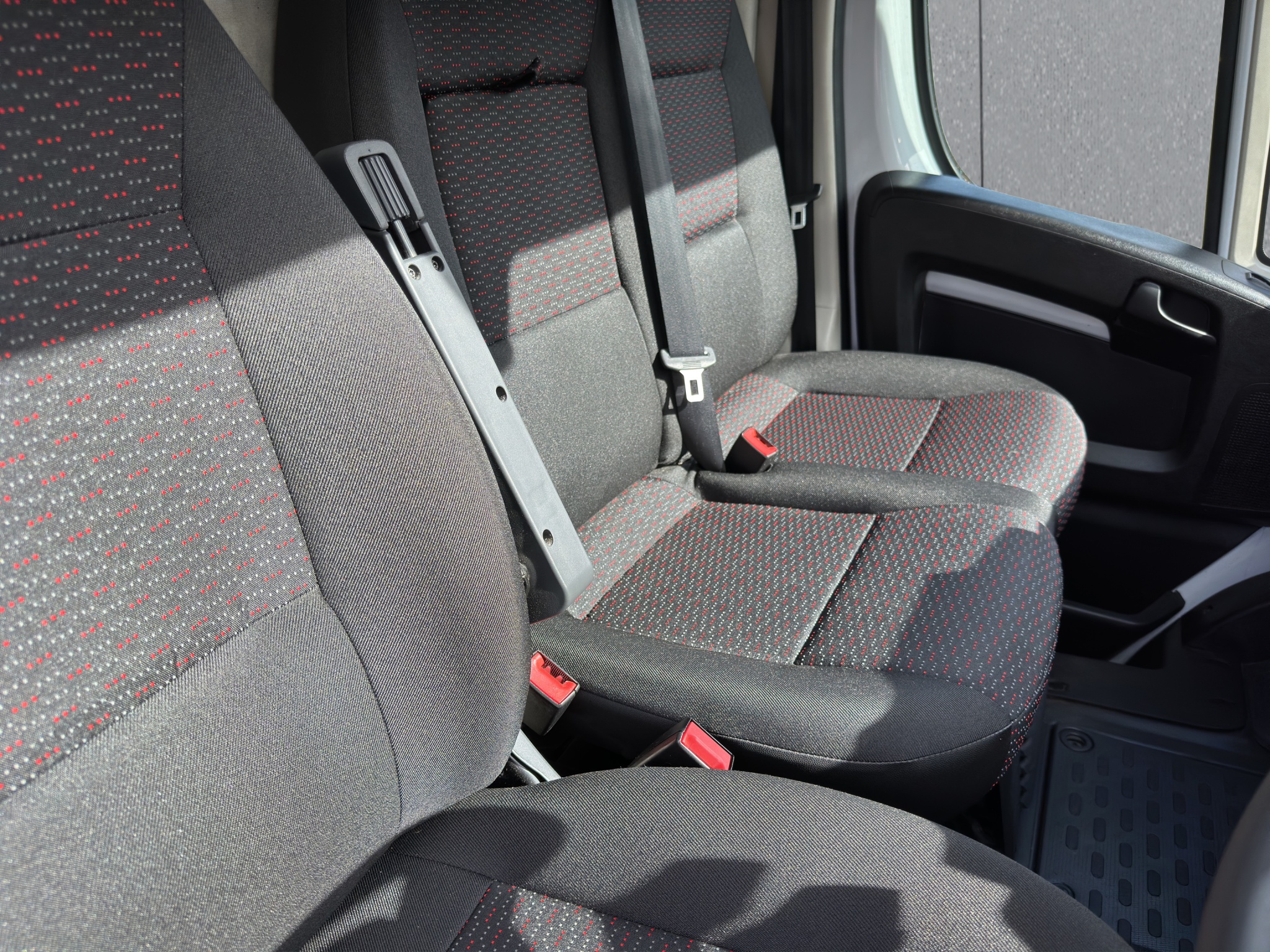 2024 Citroen Relay 35L3H2 Enterprise Edition Blue HDi SS thumbnail 10