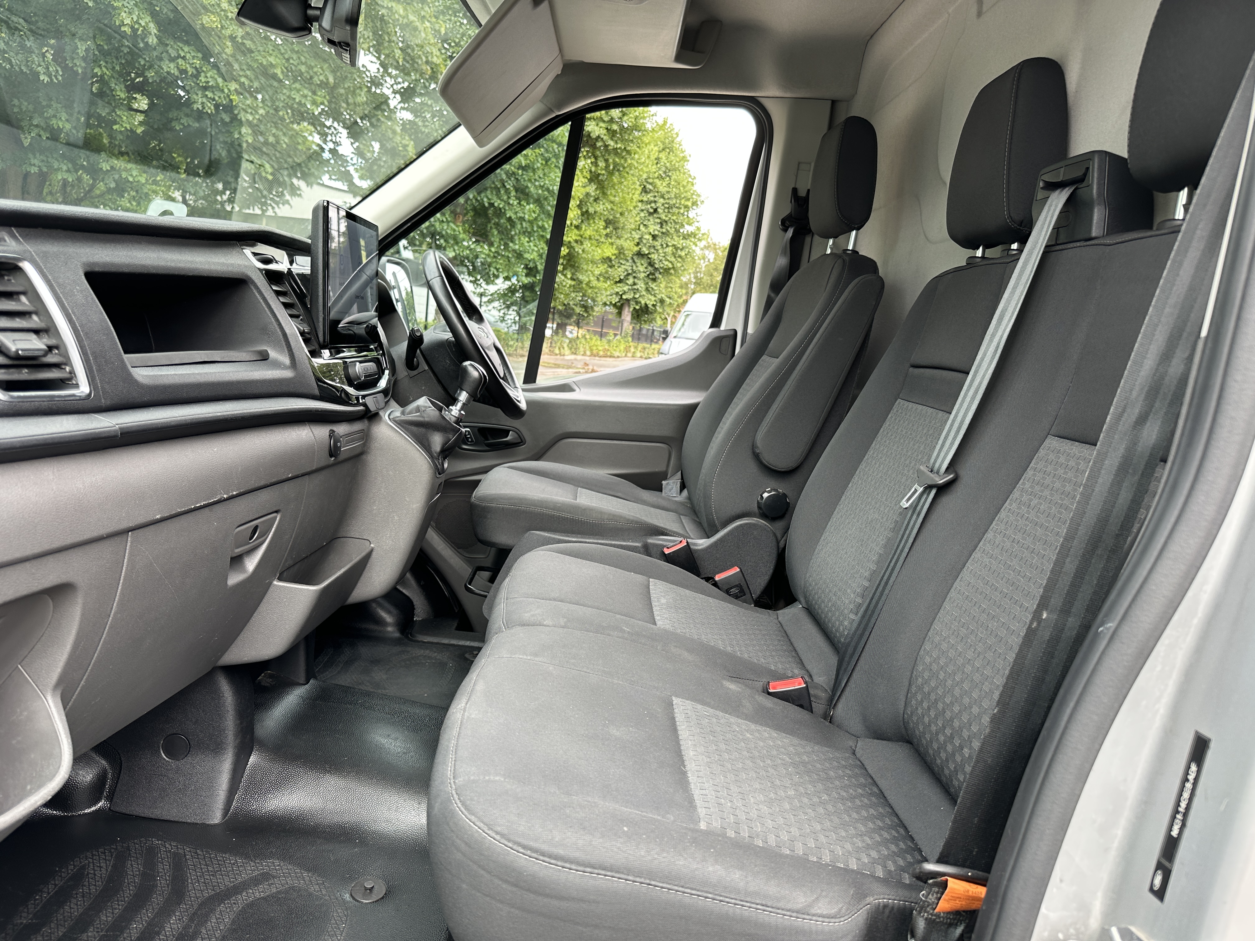 2024 Ford Transit 350 Limited EcoBlue thumbnail 8