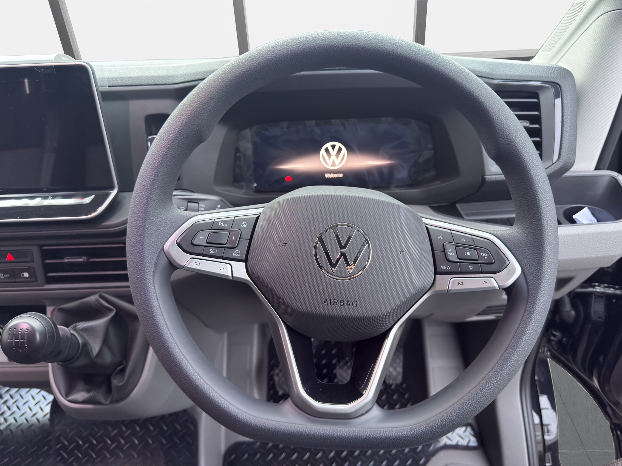 2025 VOLKSWAGEN CRAFTER CR35 COMMERCE + TDI thumbnail 9