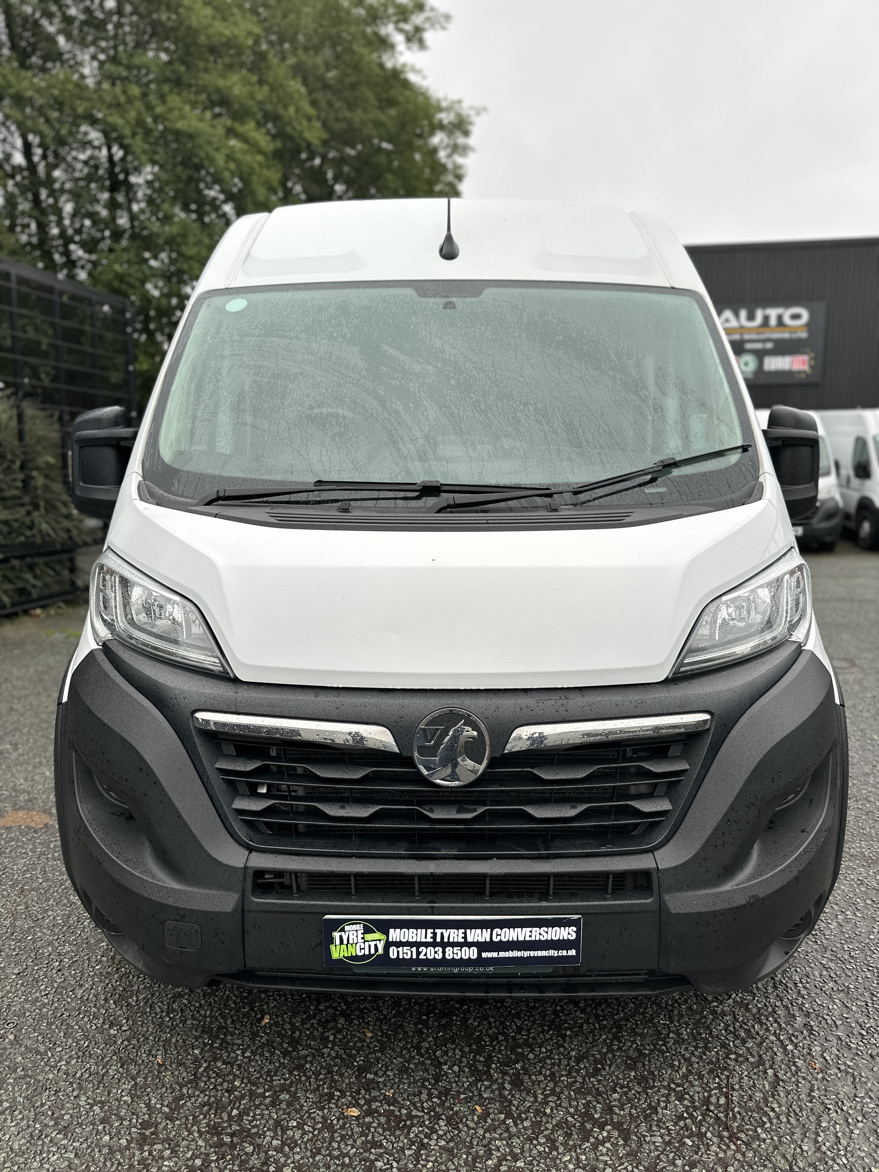 2023 Vauxhall Movano L4H2F3500 Heavy Premium TD S/S thumbnail 4