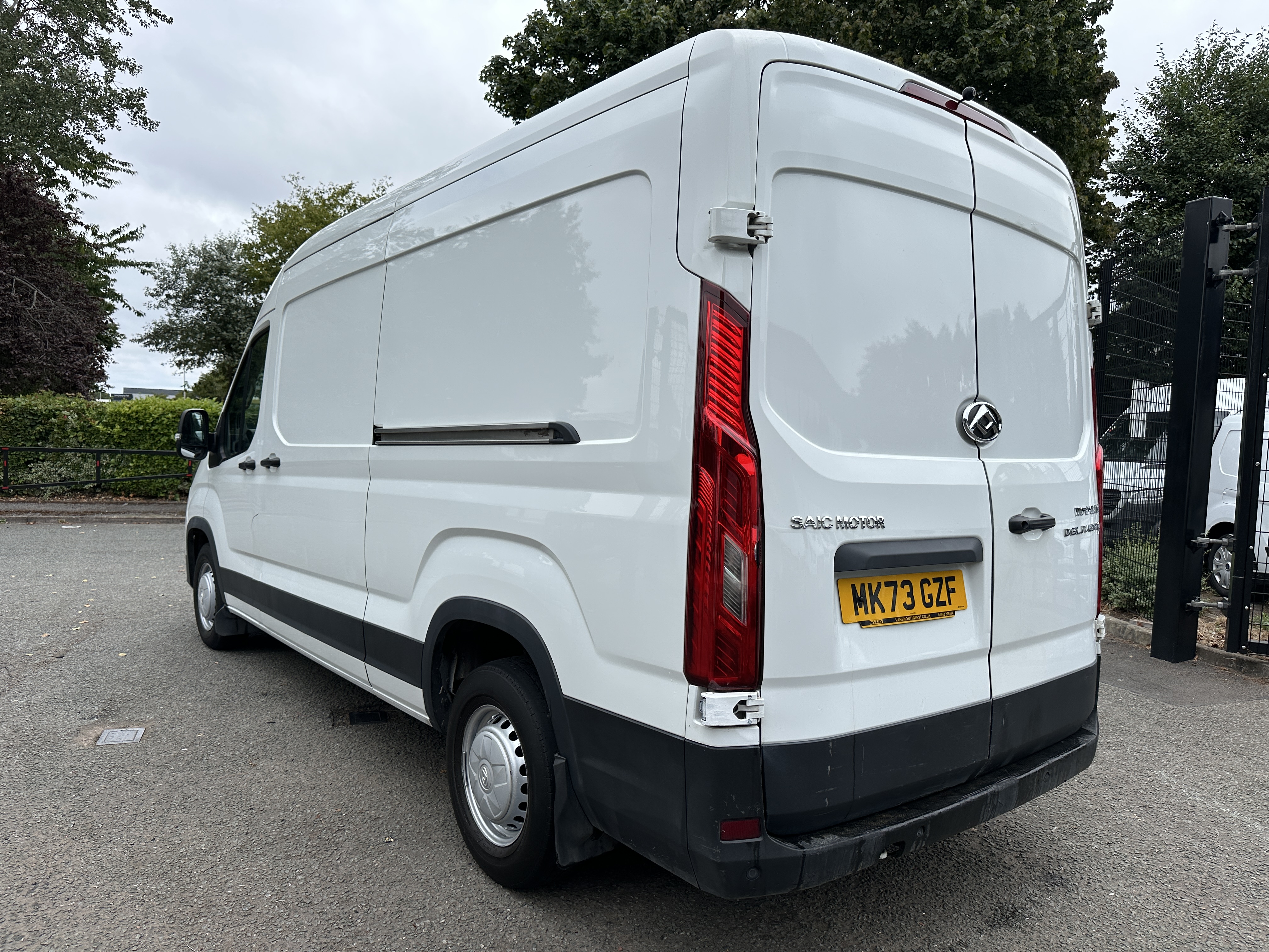 2023 Maxus Deliver 9 thumbnail 5