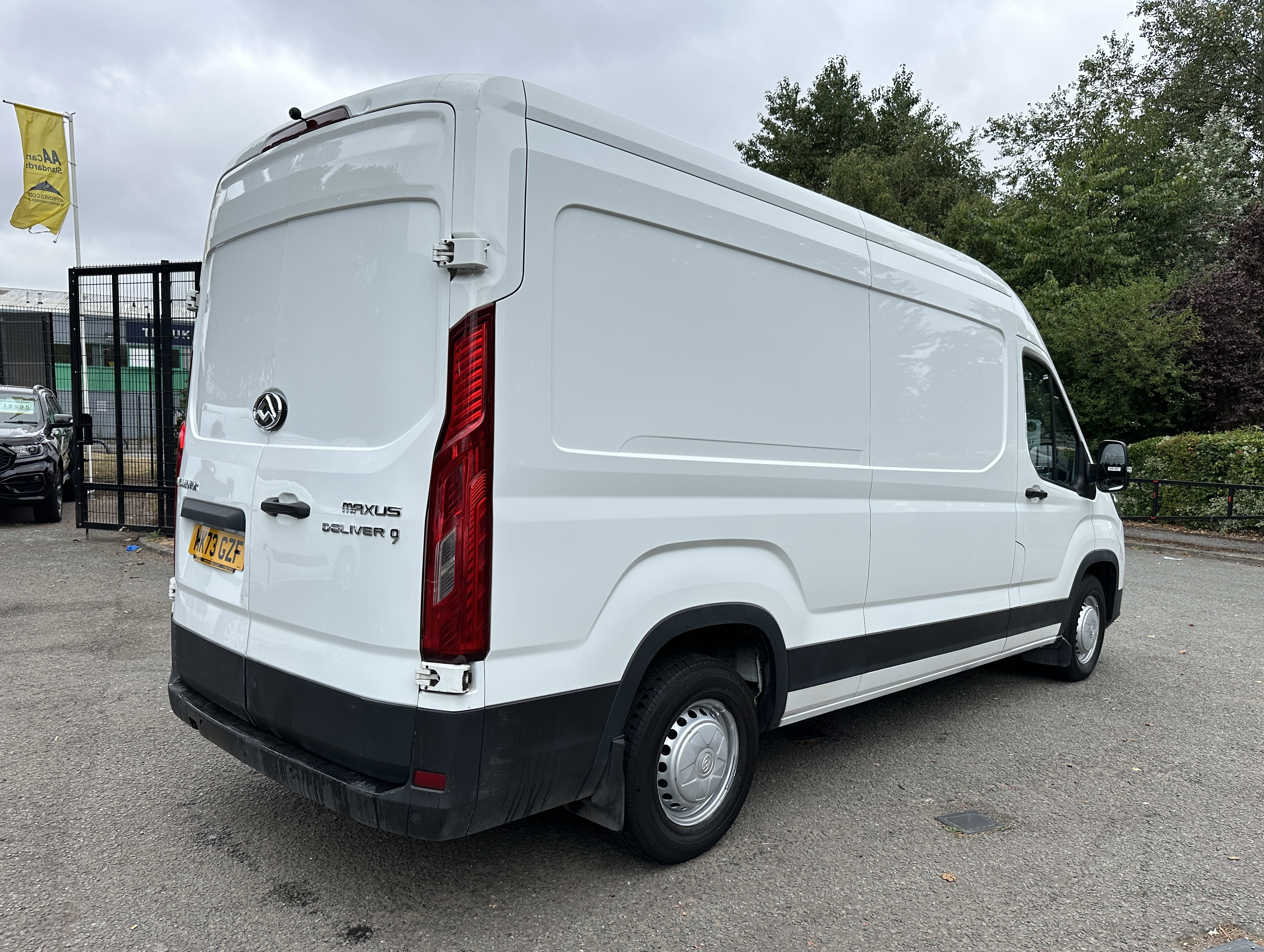2023 Maxus Deliver 9 thumbnail 7