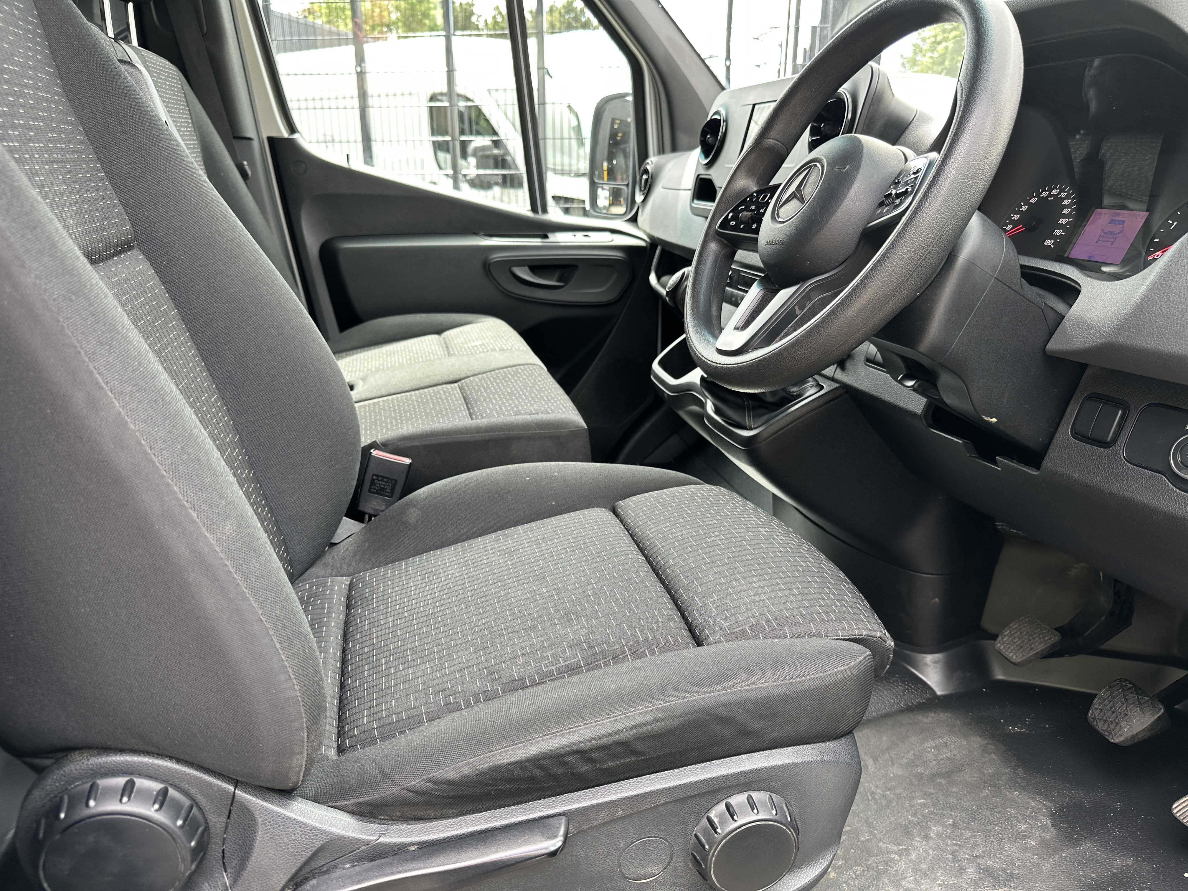 2023 Mercedes-Benz Sprinter 315 Premium CDi thumbnail 9
